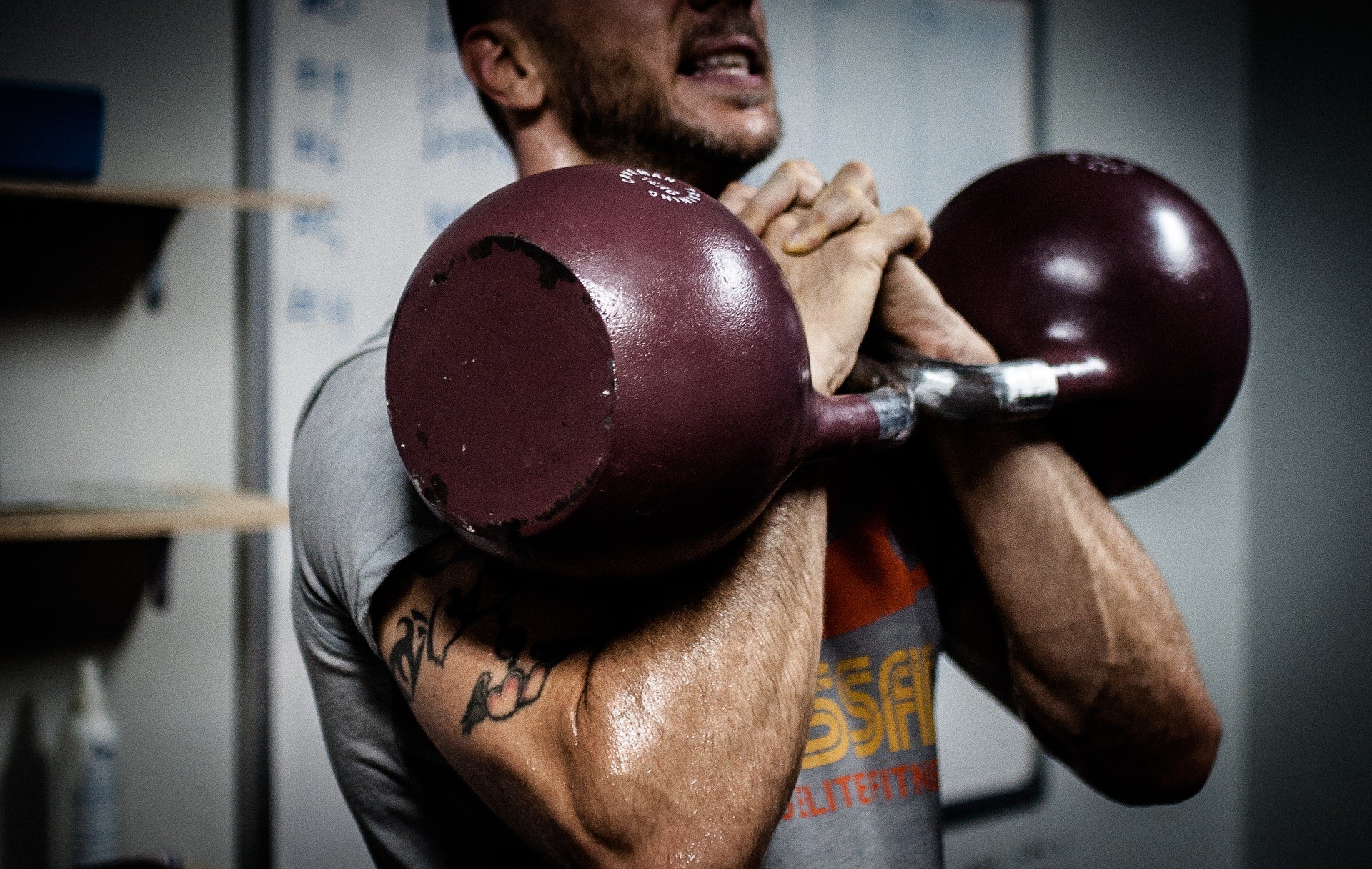 kettlebell racked position